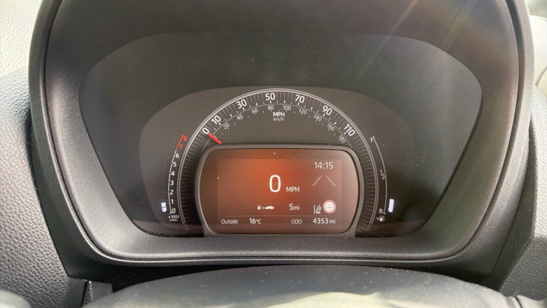 Toyota Aygo X 1.0 VVT-i Edge 5dr Petrol Hatchback